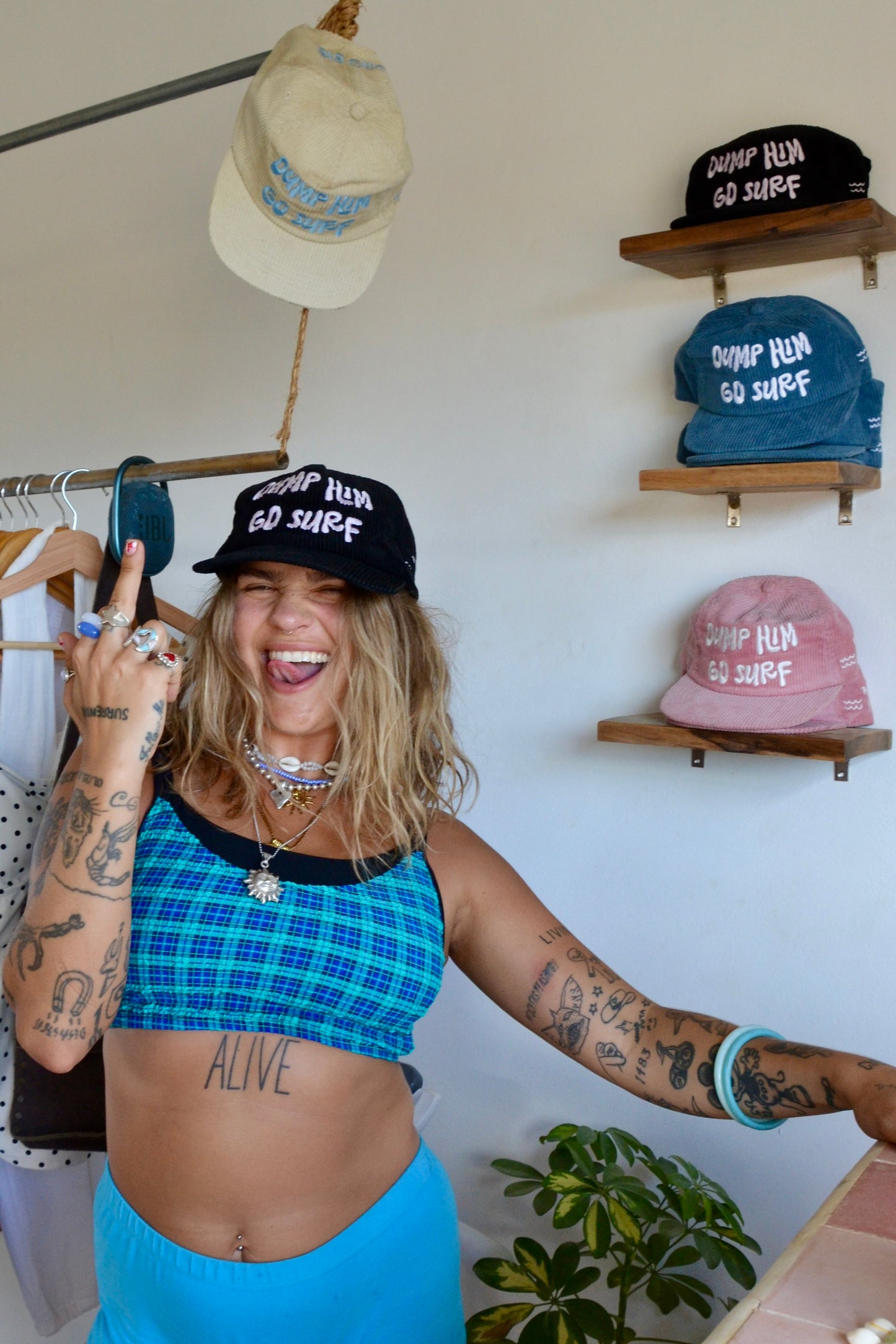 dump him go surf hat